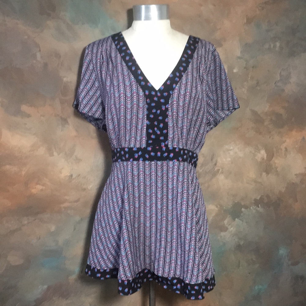 NWT Motherhood maternity top
